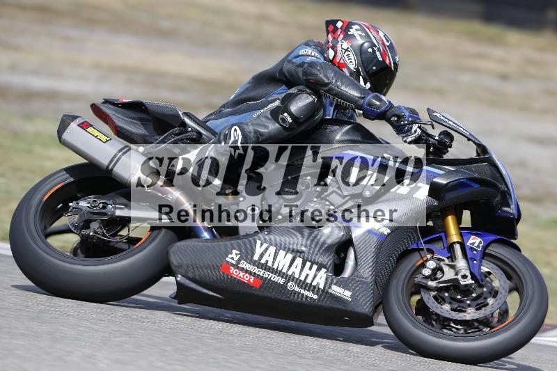 /37 09.08.2026  Pluess Motosport ADR/Freies Fahren/48